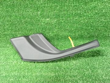 ПЛАНКА НА СТЕКЛООЧИСТИТЕЛЬ НА TOYOTA AQUA NHP10