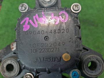 ПОМПА ИНВЕРТОРА НА TOYOTA PRIUS ZVW30 2ZR-FXE