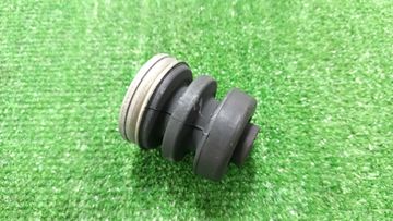 ПОДУШКА КУЗОВА НА TOYOTA FJ CRUISER GSJ15