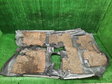 КОВРИК НА TOYOTA LAND CRUISER FZJ80