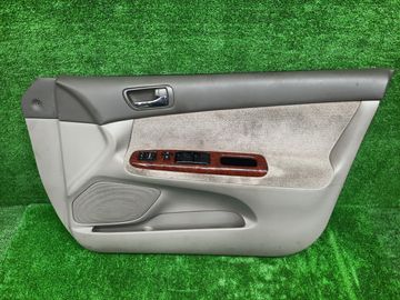 ОБШИВКА ДВЕРЕЙ НА TOYOTA CAMRY ACV30