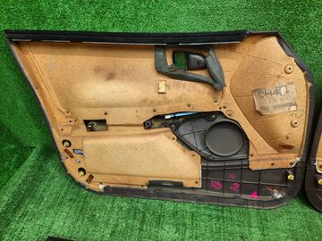 ОБШИВКА ДВЕРЕЙ НА TOYOTA MARK II JZX90