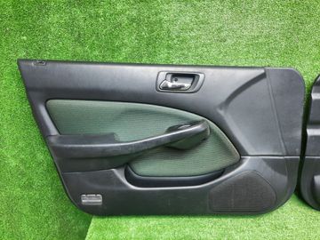 ОБШИВКА ДВЕРЕЙ НА HONDA ACCORD CL1