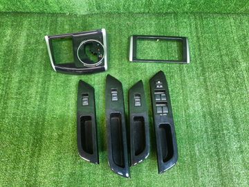 КОНСОЛЬ МАГНИТОФОНА НА TOYOTA WISH ZGE20G