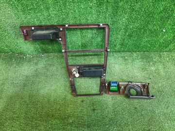 КОНСОЛЬ МАГНИТОФОНА НА TOYOTA CRESTA GX100