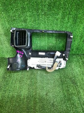 КОНСОЛЬ МАГНИТОФОНА НА MITSUBISHI OUTLANDER GG2W