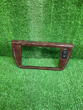 КОНСОЛЬ МАГНИТОФОНА НА TOYOTA CAMRY SV40