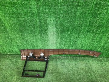 КОНСОЛЬ МАГНИТОФОНА НА NISSAN LAUREL HC35