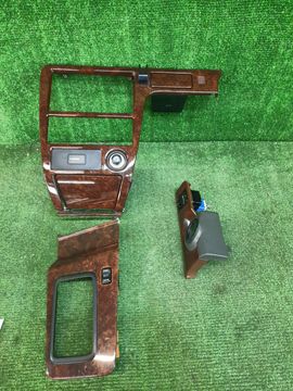 КОНСОЛЬ МАГНИТОФОНА НА TOYOTA CHASER GX100