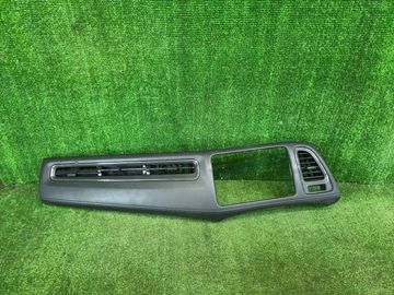 КОНСОЛЬ МАГНИТОФОНА НА HONDA VEZEL RU3