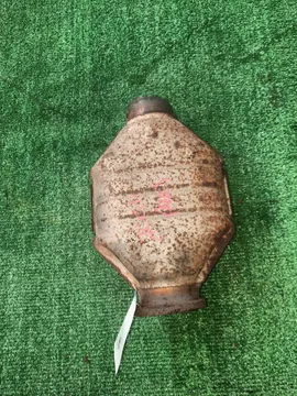 КАТАЛИЗАТОР НА TOYOTA PROGRES JCG11 2JZ-FSE