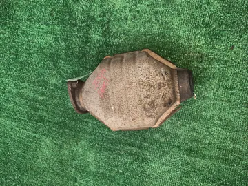 КАТАЛИЗАТОР НА TOYOTA PROGRES JCG11 2JZ-FSE