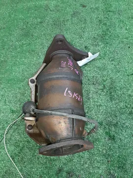 КАТАЛИЗАТОР НА TOYOTA CROWN MAJESTA UZS151 1UZ-FE