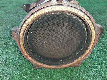 КАТАЛИЗАТОР НА TOYOTA IPSUM SXM10G 3S-FE