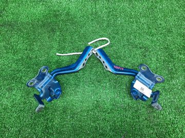ПЕТЛЯ КАПОТА НА TOYOTA AQUA NHP10
