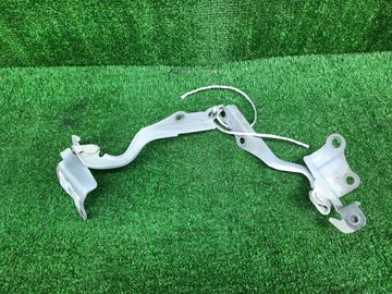 ПЕТЛЯ КАПОТА НА TOYOTA PROBOX NCP160V