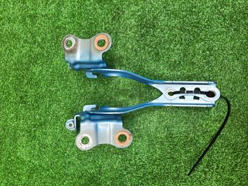 ПЕТЛЯ КАПОТА НА TOYOTA AQUA NHP10