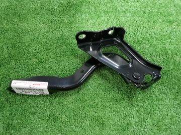 ПЕТЛЯ КАПОТА НА TOYOTA RAV4 MXAA54