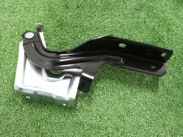 ПЕТЛЯ КАПОТА НА NISSAN PATHFINDER R53