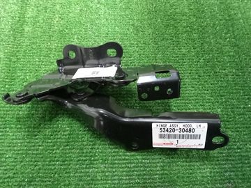 ПЕТЛЯ КАПОТА НА TOYOTA CROWN AWS210