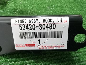 ПЕТЛЯ КАПОТА НА TOYOTA CROWN AWS210