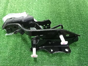 ПЕТЛЯ КАПОТА НА TOYOTA CROWN AZSH36W