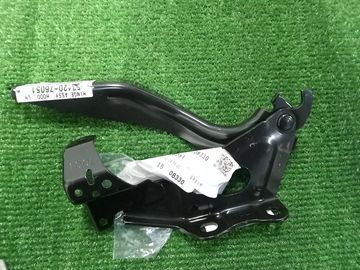 ПЕТЛЯ КАПОТА НА LEXUS UX250H MZAH10