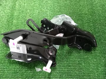 ПЕТЛЯ КАПОТА НА TOYOTA CROWN AZSH36W