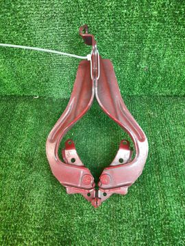 ПЕТЛЯ КАПОТА НА SUBARU LEVORG VM4