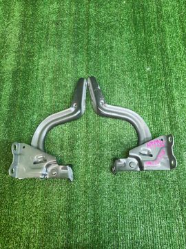 ПЕТЛЯ КАПОТА НА TOYOTA YARIS CROSS MXPB15