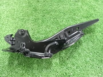 ПЕТЛЯ КАПОТА НА SUBARU FORESTER SK9
