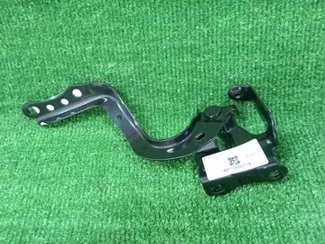ПЕТЛЯ КАПОТА НА TOYOTA PRIUS PHV ZVW52