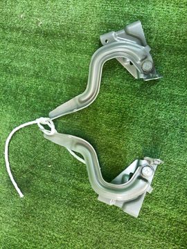 ПЕТЛЯ КАПОТА НА TOYOTA YARIS MXPH10