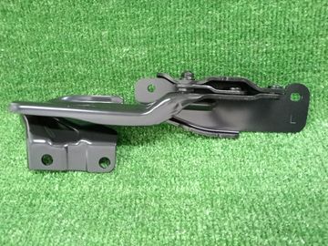 ПЕТЛЯ КАПОТА НА MAZDA CX-8 KG2P