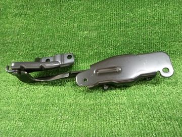 ПЕТЛЯ КАПОТА НА MAZDA CX-8 KG2P