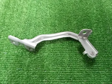 ПЕТЛЯ КАПОТА НА SUZUKI EVERY DA17V