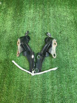 ПЕТЛЯ КАПОТА НА TOYOTA COROLLA NZE121