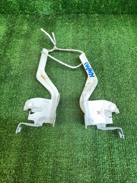 ПЕТЛЯ КАПОТА НА TOYOTA AQUA NHP10