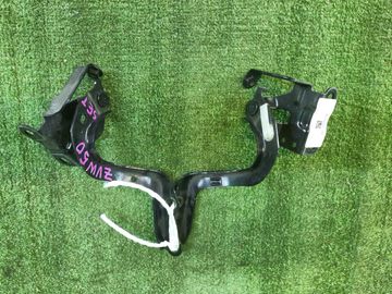 ПЕТЛЯ КАПОТА НА TOYOTA PRIUS ZVW50