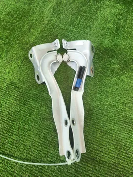 ПЕТЛЯ КАПОТА НА TOYOTA ALLION ZRT265