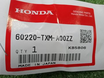КРЕПЛЕНИЕ КРЫЛА НА HONDA INSIGHT ZE4