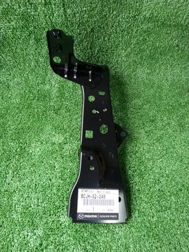 КРЕПЛЕНИЕ КРЫЛА НА MAZDA MAZDA 3 BP5P