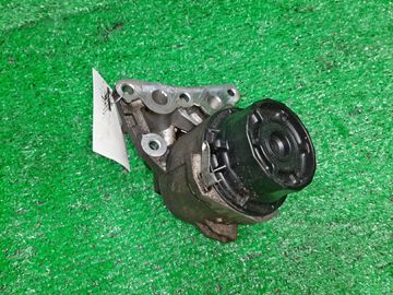 КОРПУС МАСЛЯНОГО ФИЛЬТРА НА TOYOTA NOAH ZRR70G 3ZR-FAE