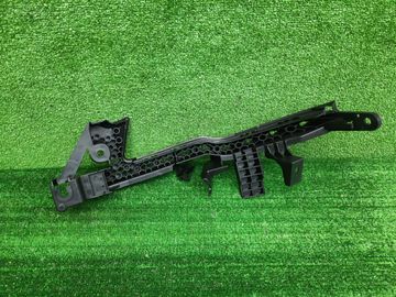 КРЕПЛЕНИЕ ФАРЫ НА SUBARU FORESTER SK9