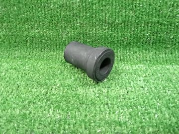 ВТУЛКА РЕССОРЫ НА NISSAN NV200 VM20