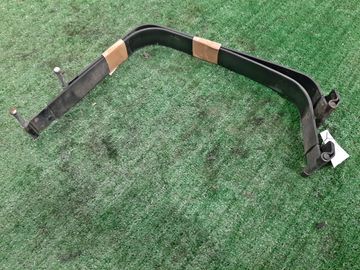 КРЕПЛЕНИЕ БАКА НА TOYOTA LAND CRUISER PRADO VZJ120