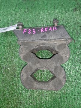 ОТБОЙНИК НА NISSAN ATLAS F23