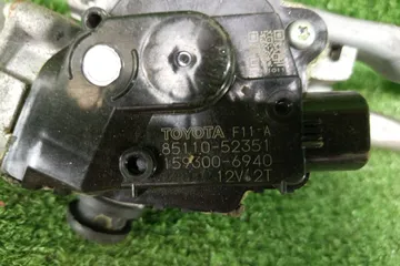 ЩЕТКА СТЕКЛООЧИСТИТЕЛЯ НА TOYOTA VITZ NSP130