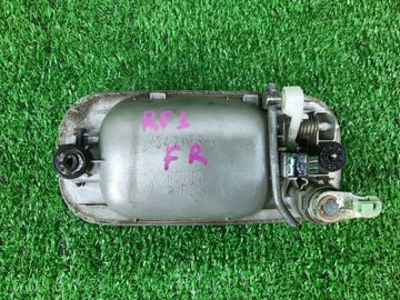 РУЧКА ДВЕРИ НА HONDA STEPWGN RF1