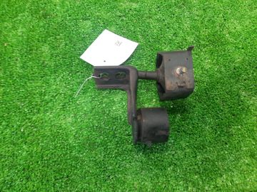 ПОДУШКА ГЛУШИТЕЛЯ НА TOYOTA SPACIO AE111 4A-FE